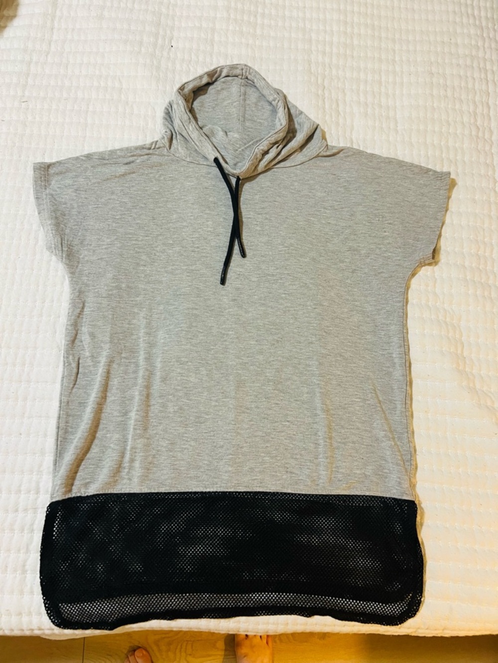 Light Gray Hooded Short-Sleeve Top with Black Mesh Hem Detail